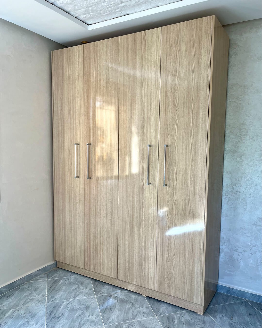 Armoire en MDF bois clair pour chambre à coucher fabriquée par BOALUM