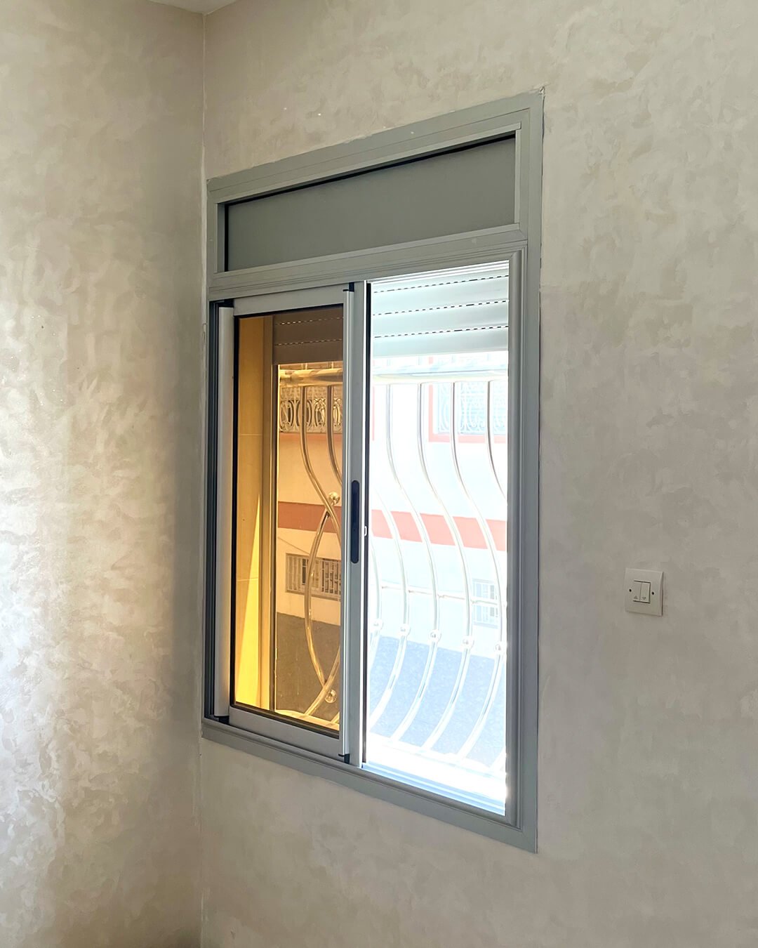 Fenêtre coulissante en aluminium sur mesure réalisée par BOALUM